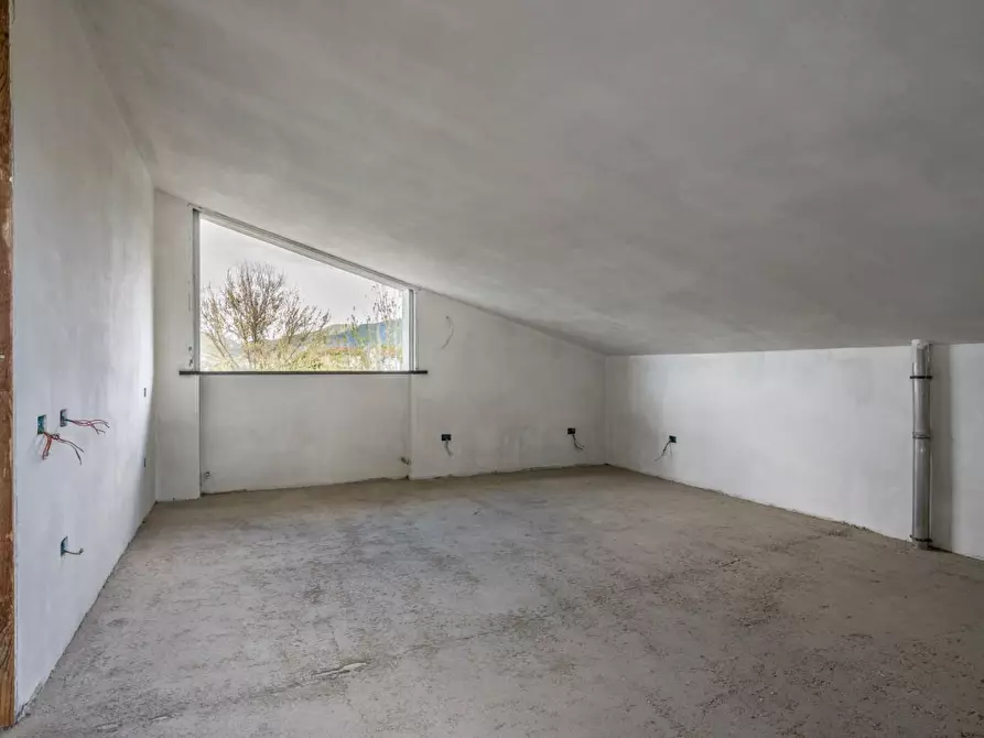 Immagine 28 di Villa in vendita  a San Giuliano Terme