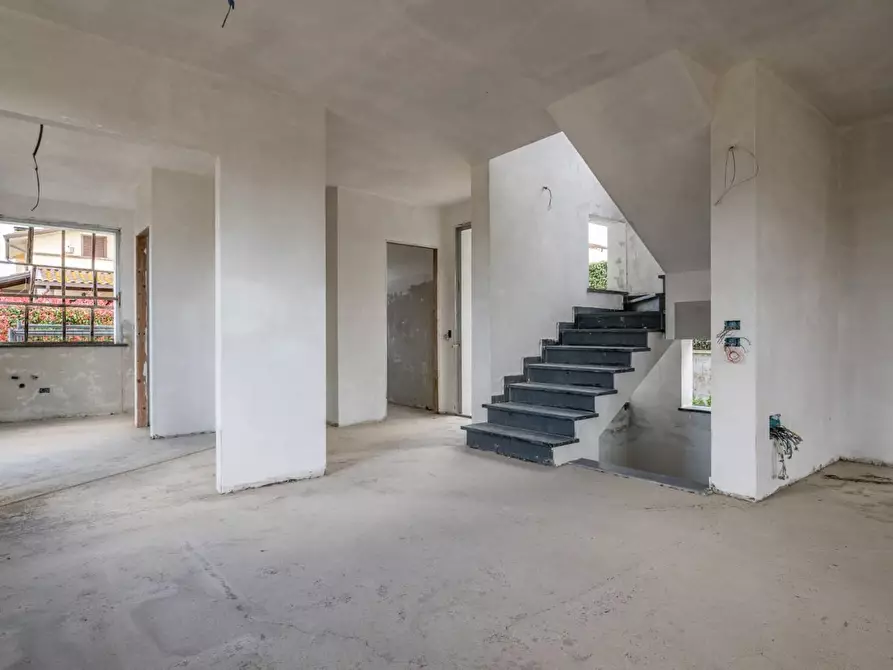 Immagine 1 di Villa in vendita  a San Giuliano Terme