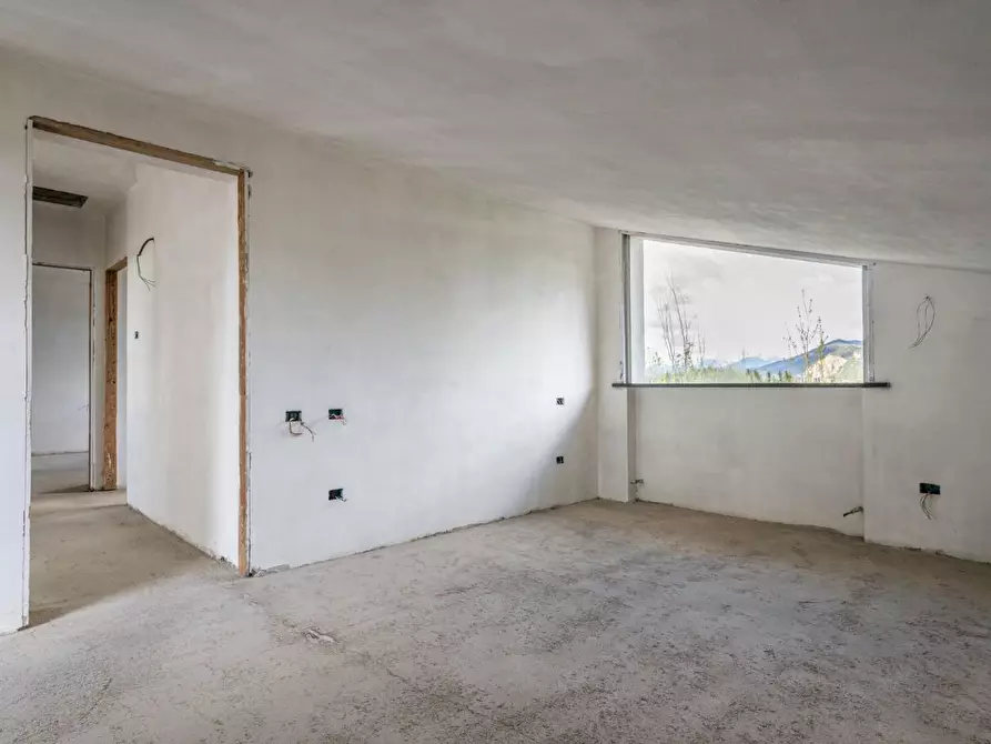 Immagine 27 di Villa in vendita  a San Giuliano Terme