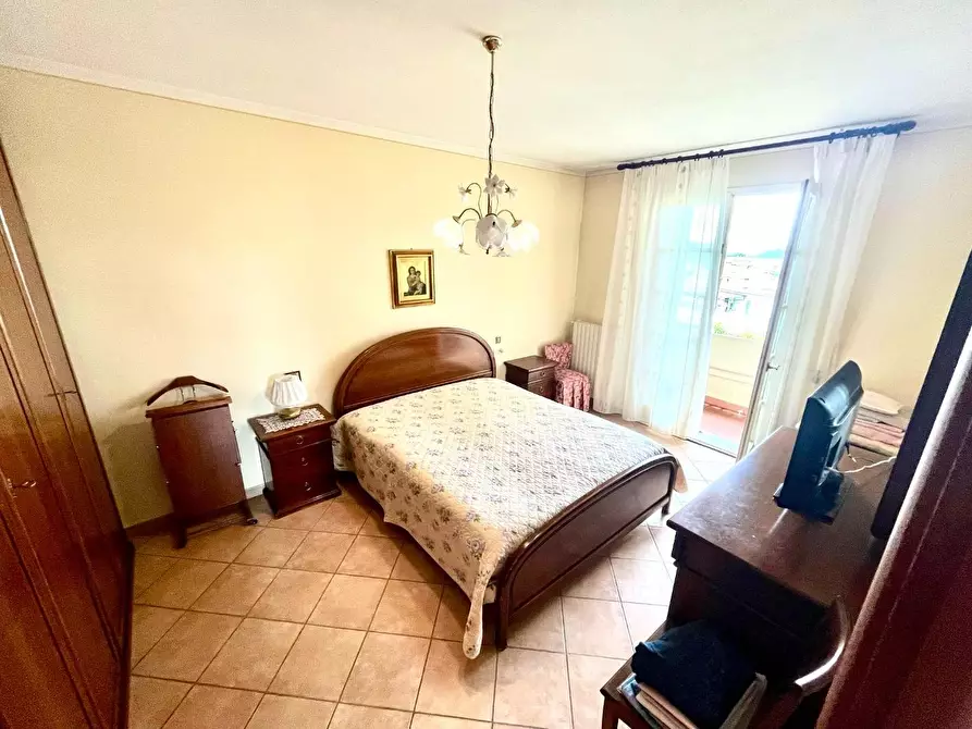 Immagine 8 di Appartamento in vendita  a Montopoli In Val D'arno