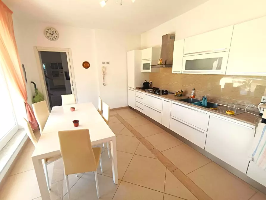 Immagine 20 di Casa indipendente in vendita  a Carrara