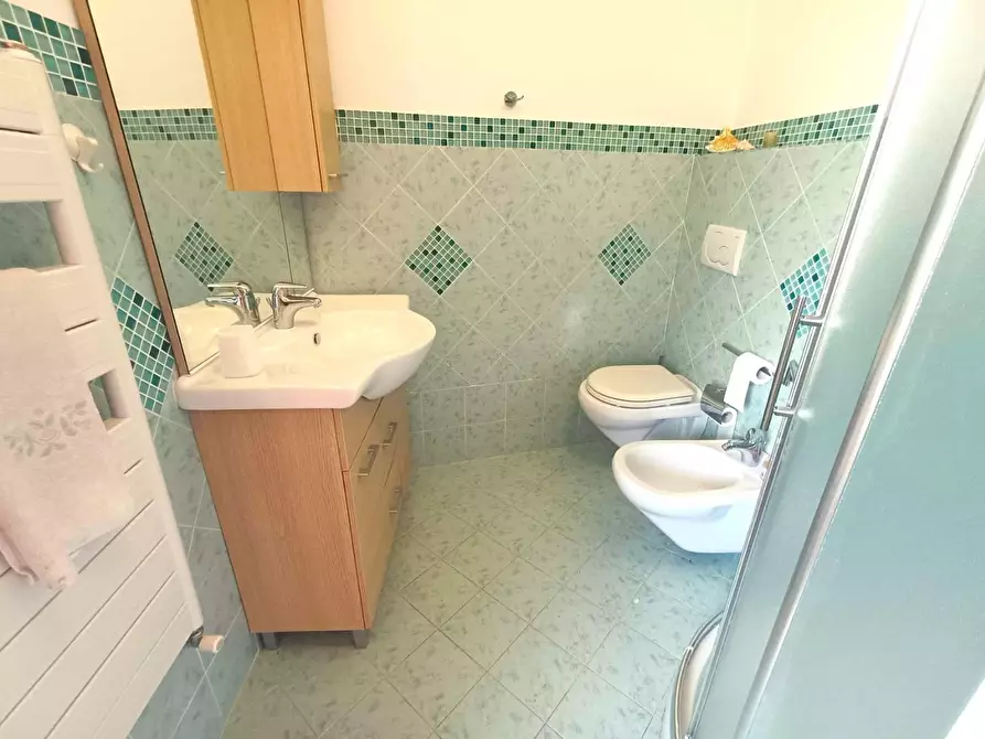 Immagine 29 di Casa indipendente in vendita  a Carrara