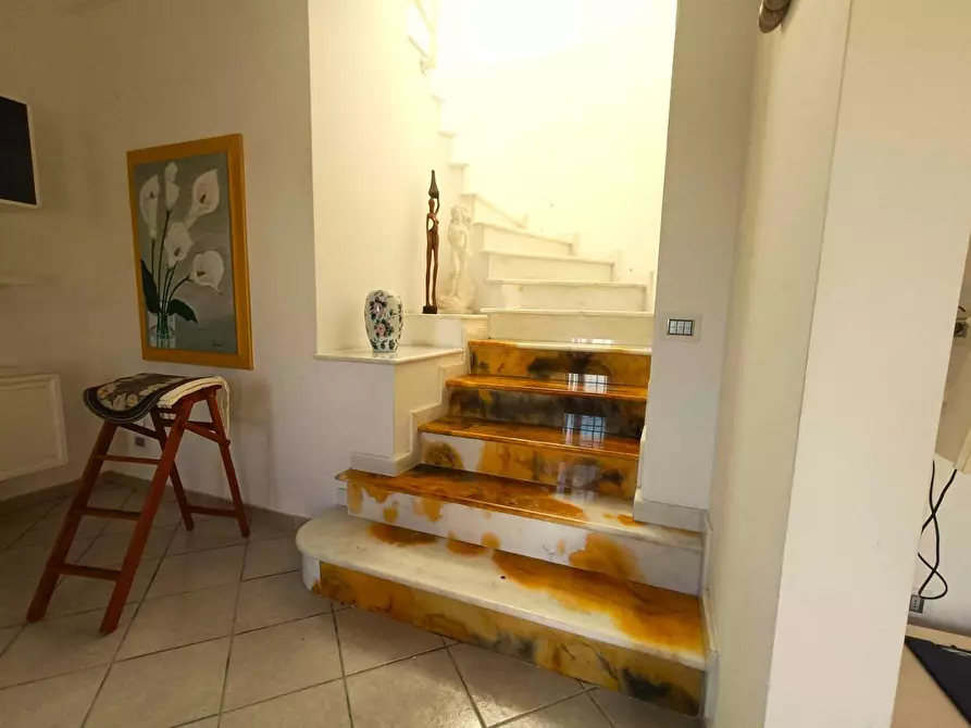 Immagine 22 di Casa indipendente in vendita  a Carrara