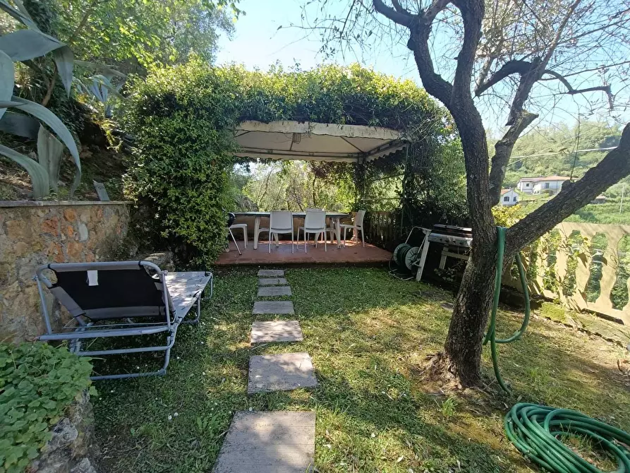 Immagine 6 di Casa indipendente in vendita  a Carrara