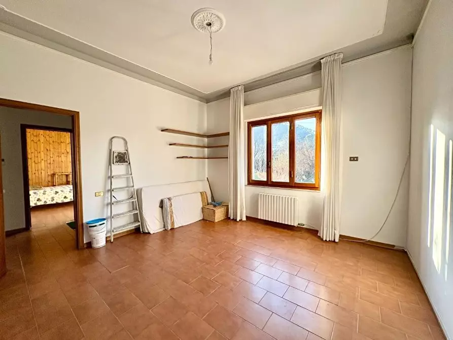 Immagine 30 di Villa in vendita  a Capannori