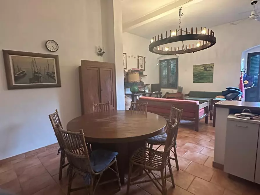 Immagine 3 di Appartamento in vendita  a Piombino