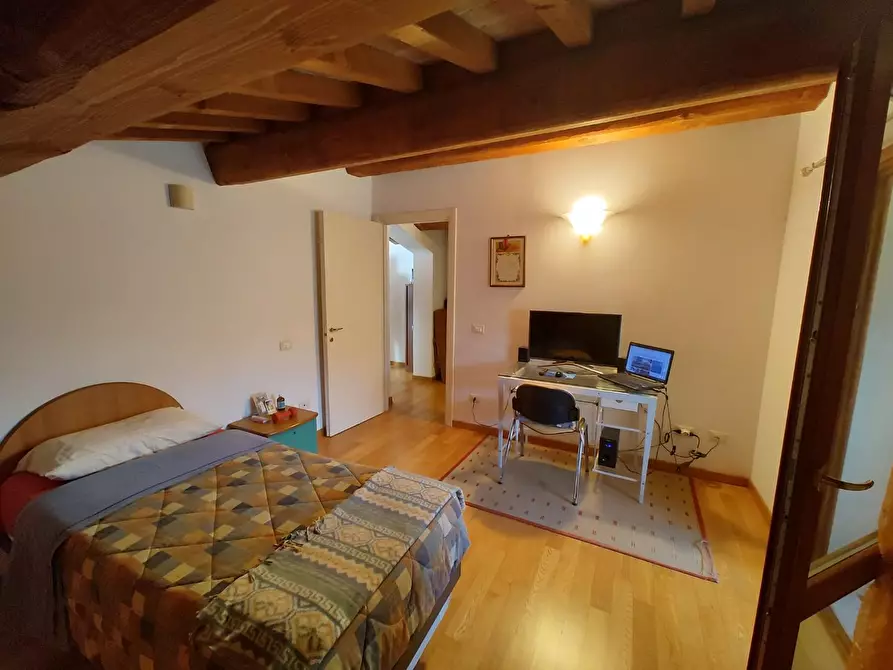 Immagine 24 di Casa indipendente in vendita  a Castelfranco Di Sotto