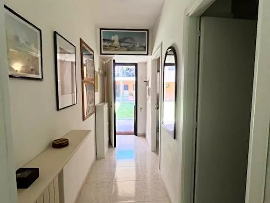 Immagine 13 di Appartamento in vendita  a Ameglia