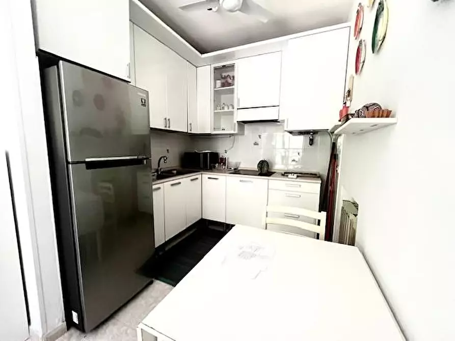 Immagine 7 di Appartamento in vendita  a Ameglia