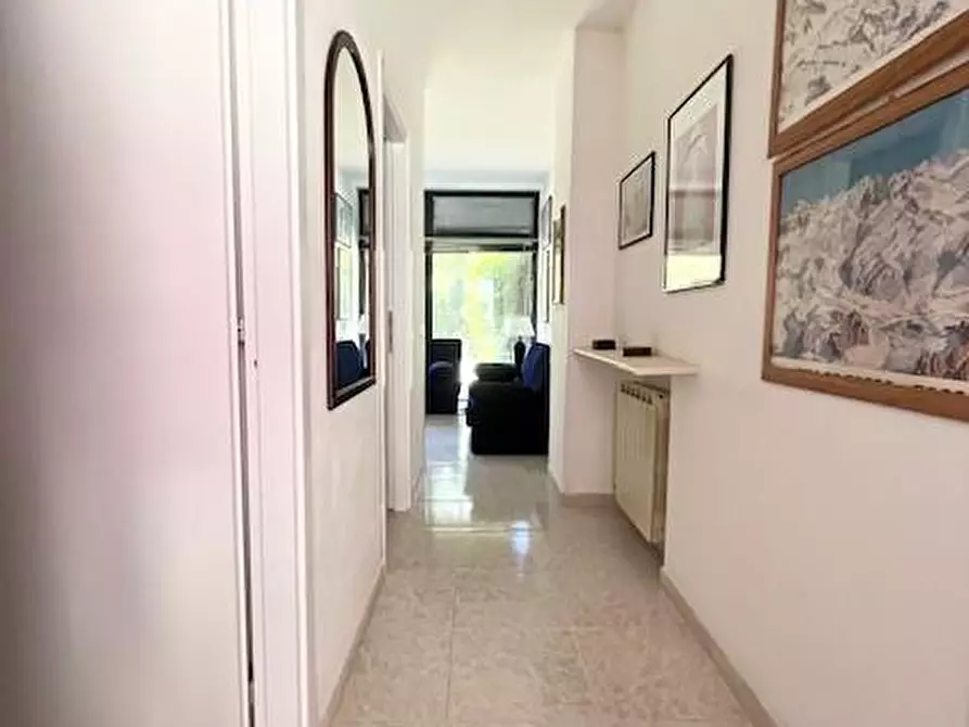 Immagine 5 di Appartamento in vendita  a Ameglia