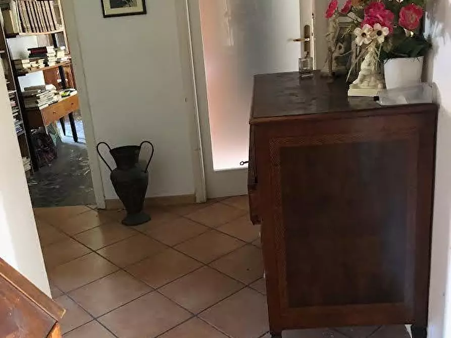 Immagine 7 di Appartamento in vendita  a Pontedera