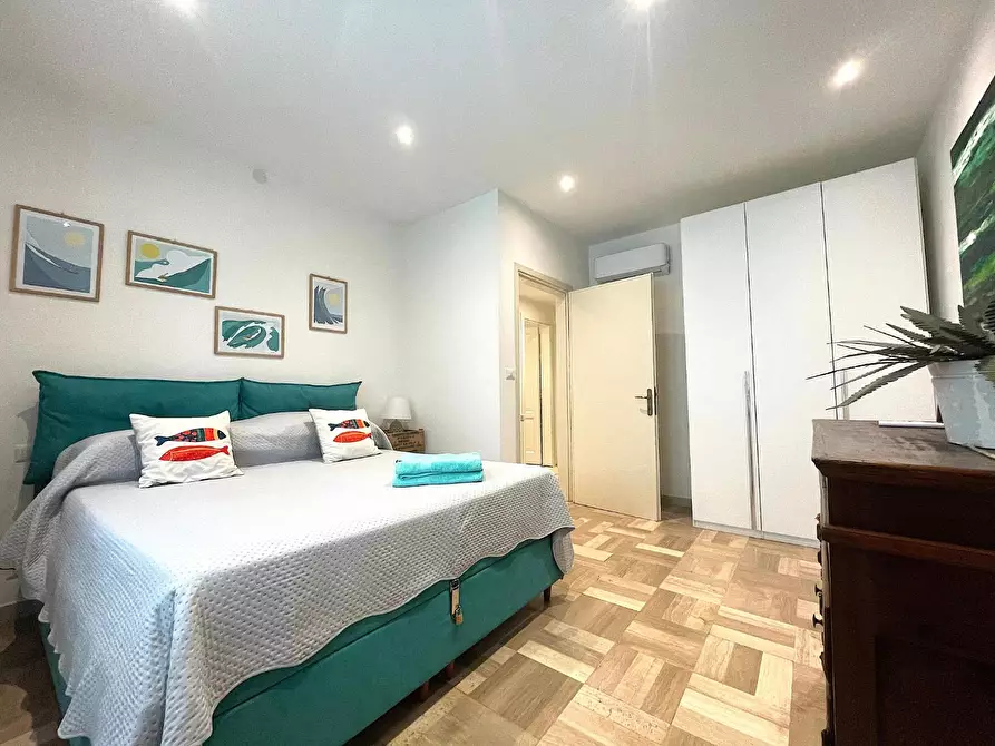 Immagine 18 di Appartamento in vendita  a Pietrasanta