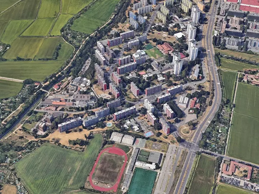 Immagine 1 di Garage in vendita  a Milano