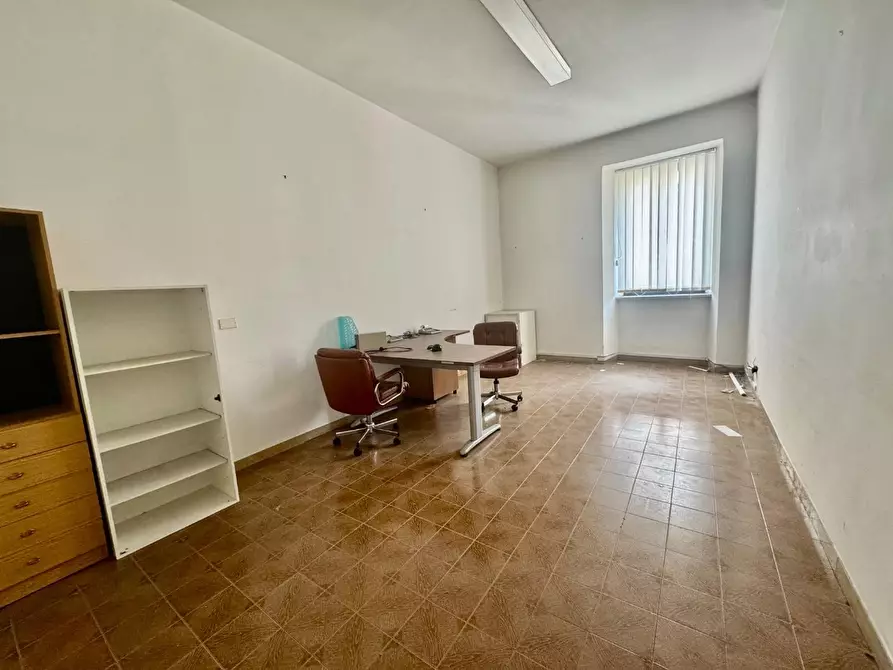 Immagine 5 di Appartamento in vendita  a Massa