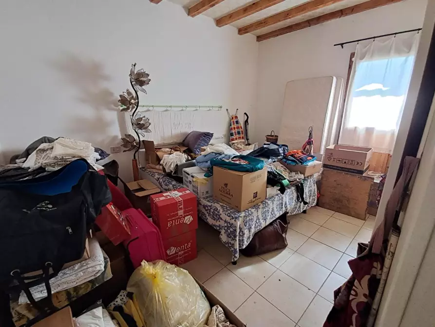 Immagine 6 di Villa in vendita  a Terricciola