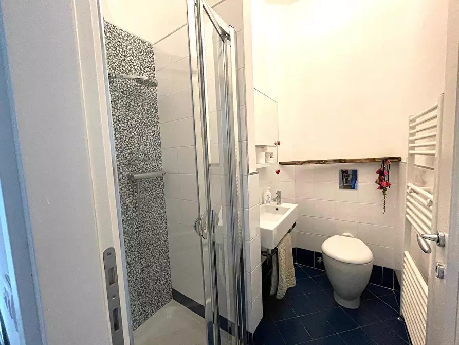 Immagine 24 di Appartamento in vendita  a Pietrasanta