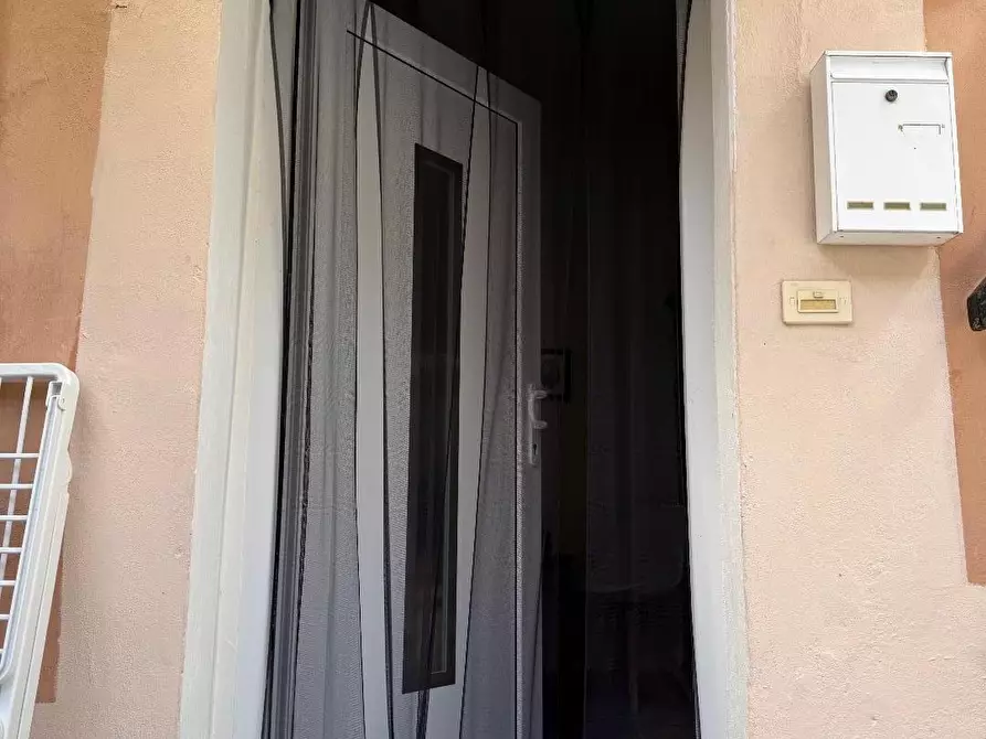 Immagine 3 di Villetta a schiera in vendita  a Massa