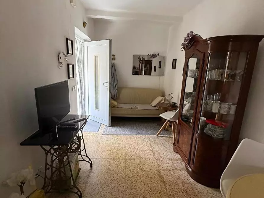 Immagine 7 di Villetta a schiera in vendita  a Massa