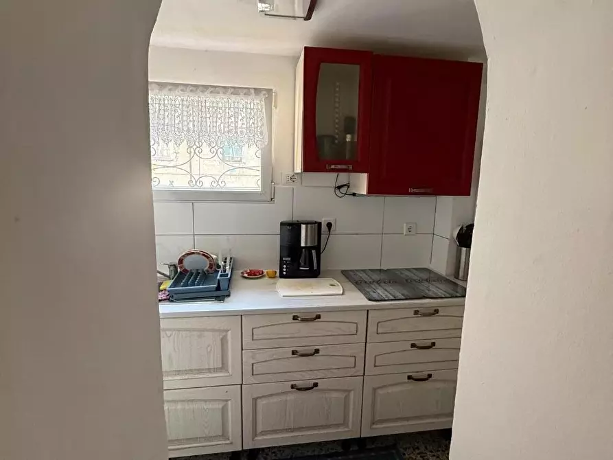 Immagine 4 di Villetta a schiera in vendita  a Massa