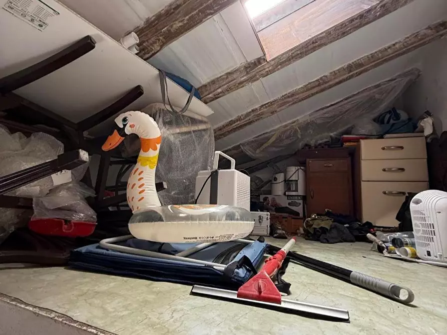 Immagine 16 di Villetta a schiera in vendita  a Massa