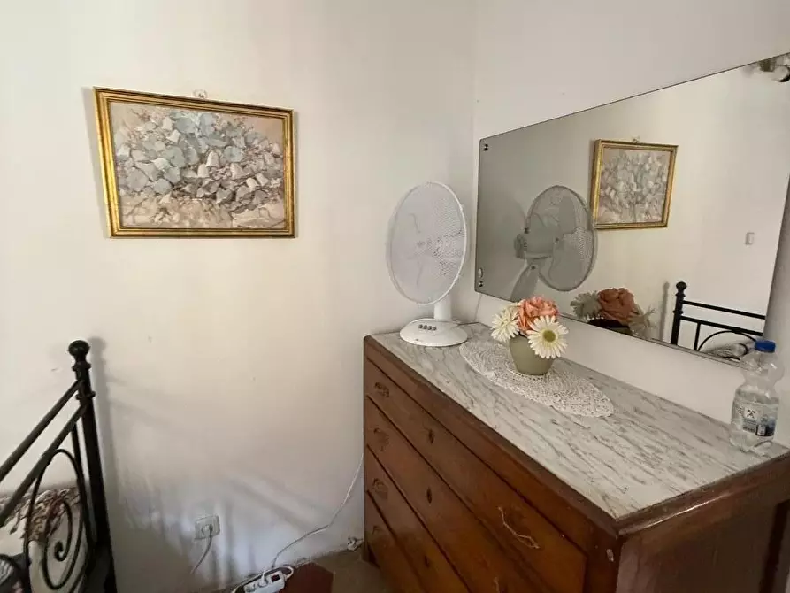 Immagine 20 di Villetta a schiera in vendita  a Massa