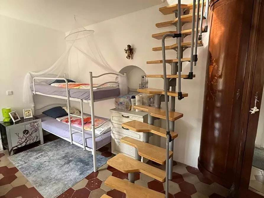 Immagine 14 di Villetta a schiera in vendita  a Massa