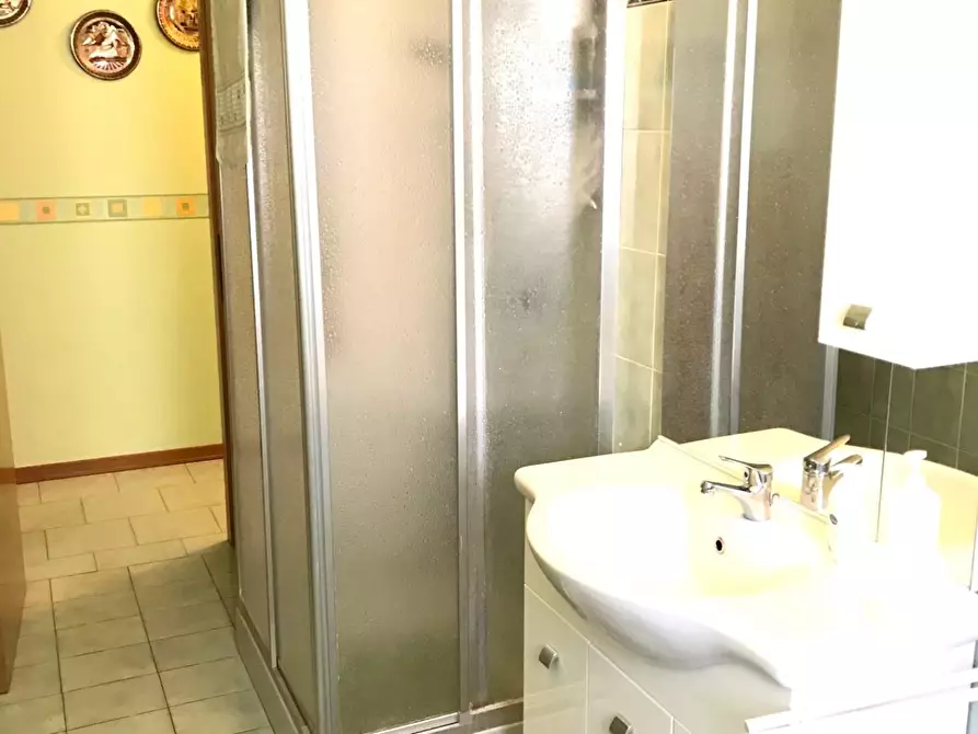 Immagine 19 di Appartamento in vendita  a Massa