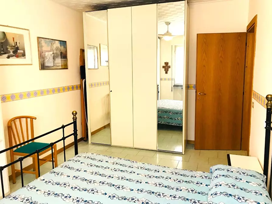 Immagine 10 di Appartamento in vendita  a Massa