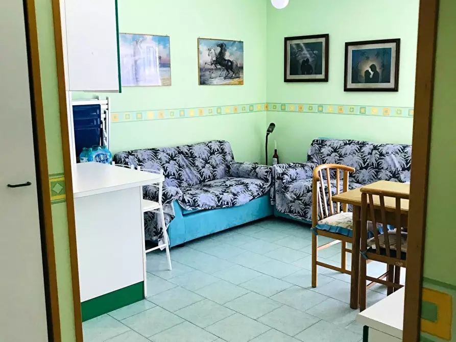 Immagine 4 di Appartamento in vendita  a Massa