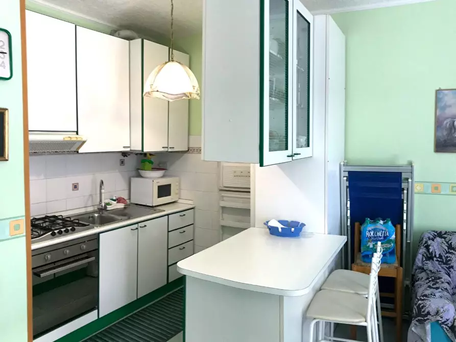 Immagine 8 di Appartamento in vendita  a Massa