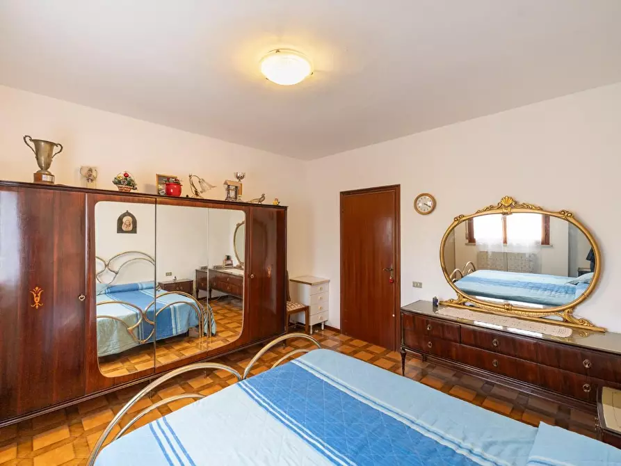 Immagine 12 di Appartamento in vendita  a Ponsacco