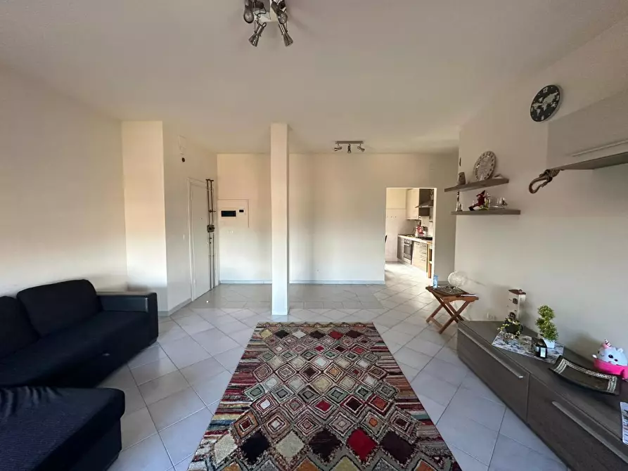 Immagine 3 di Appartamento in vendita  a Cascina