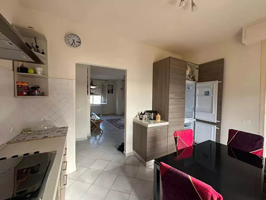 Immagine 10 di Appartamento in vendita  a Cascina