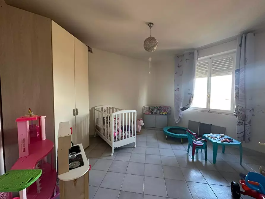 Immagine 17 di Appartamento in vendita  a Cascina