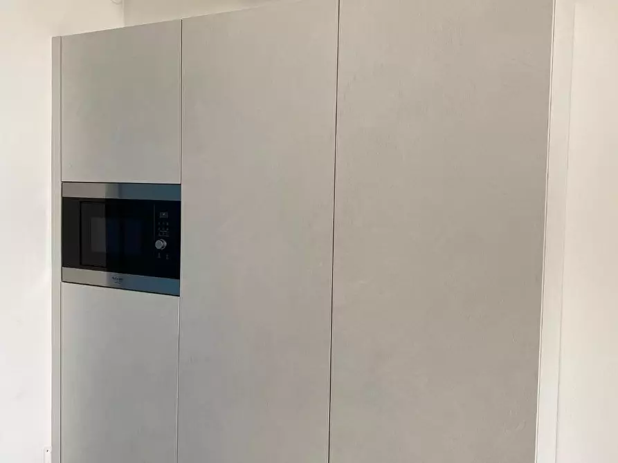 Immagine 17 di Appartamento in affitto  a Pisa