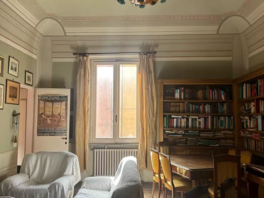 Immagine 41 di Palazzo in vendita  a Pisa