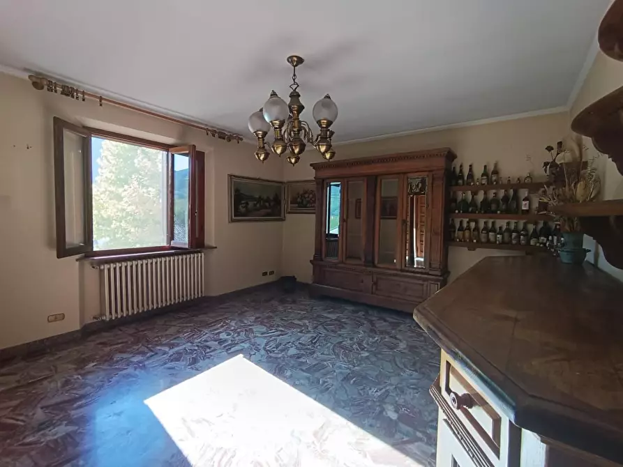 Immagine 8 di Appartamento in vendita  a Barga