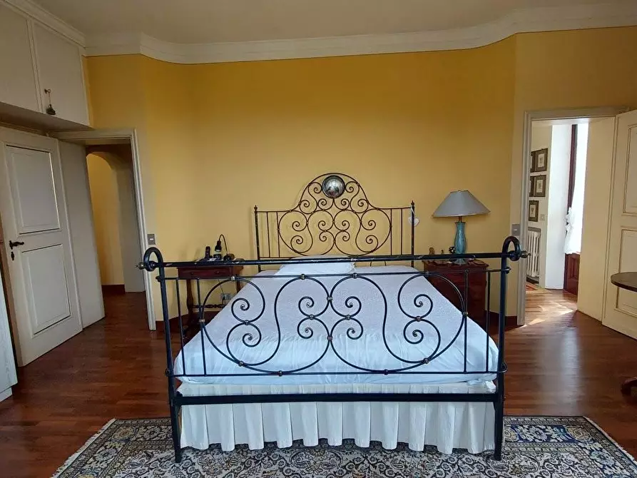 Immagine 36 di Villa in vendita  a Lucca