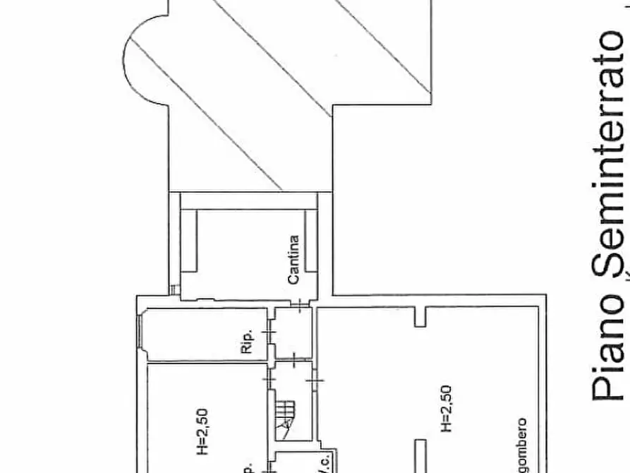 Immagine 23 di Villa in vendita  a Lucca