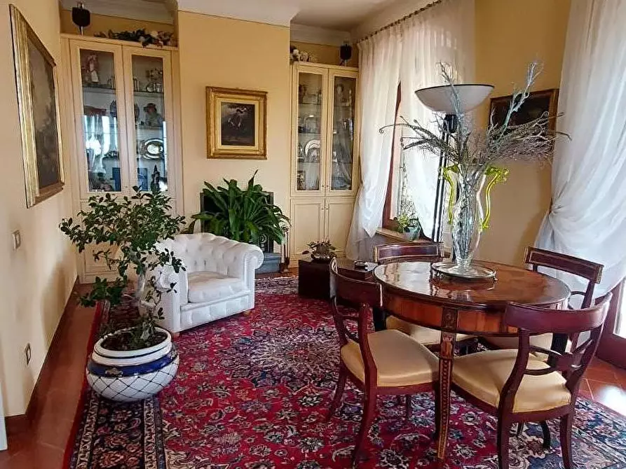 Immagine 30 di Villa in vendita  a Lucca
