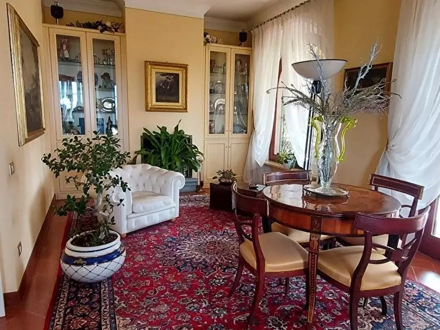 Immagine 29 di Villa in vendita  a Lucca