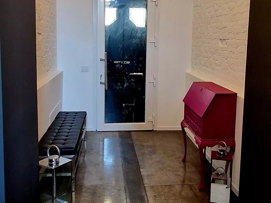 Immagine 15 di Villa in vendita  a Viareggio