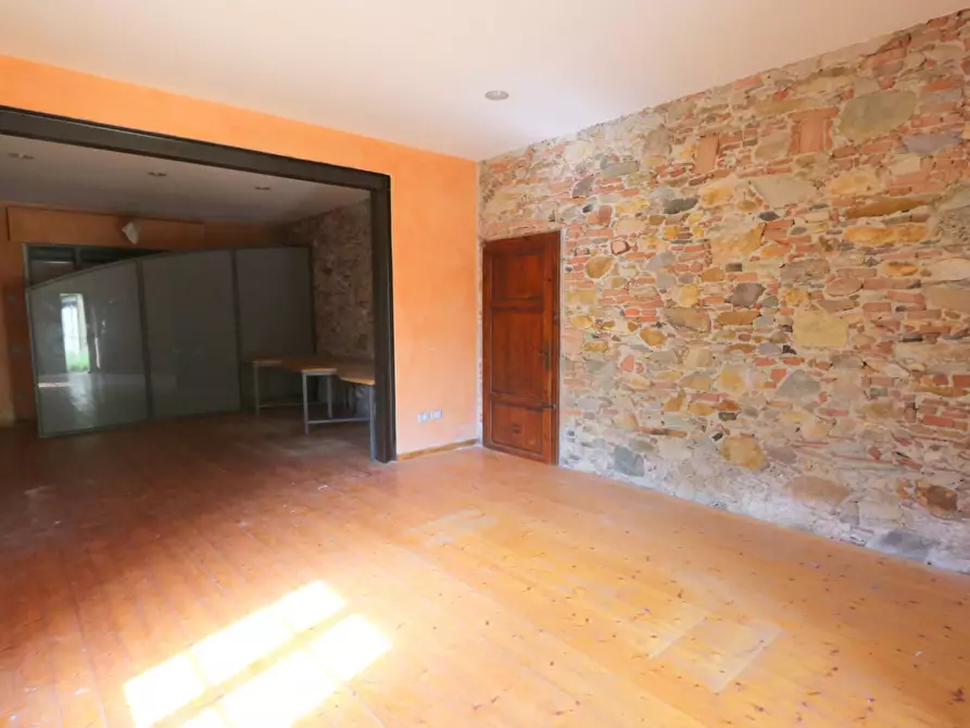 Immagine 27 di Casa indipendente in vendita  a Buti