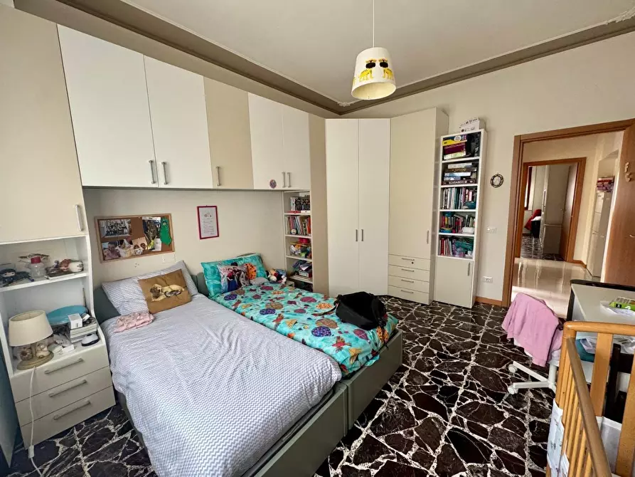 Immagine 15 di Appartamento in vendita  a Siena