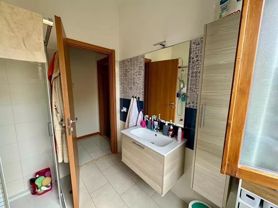 Immagine 13 di Appartamento in vendita  a Siena