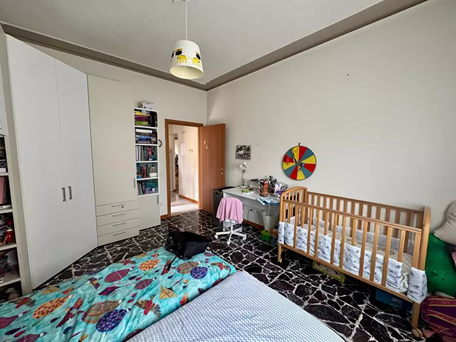 Immagine 16 di Appartamento in vendita  a Siena