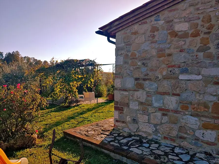 Immagine 27 di Casa colonica in vendita  a Rapolano Terme