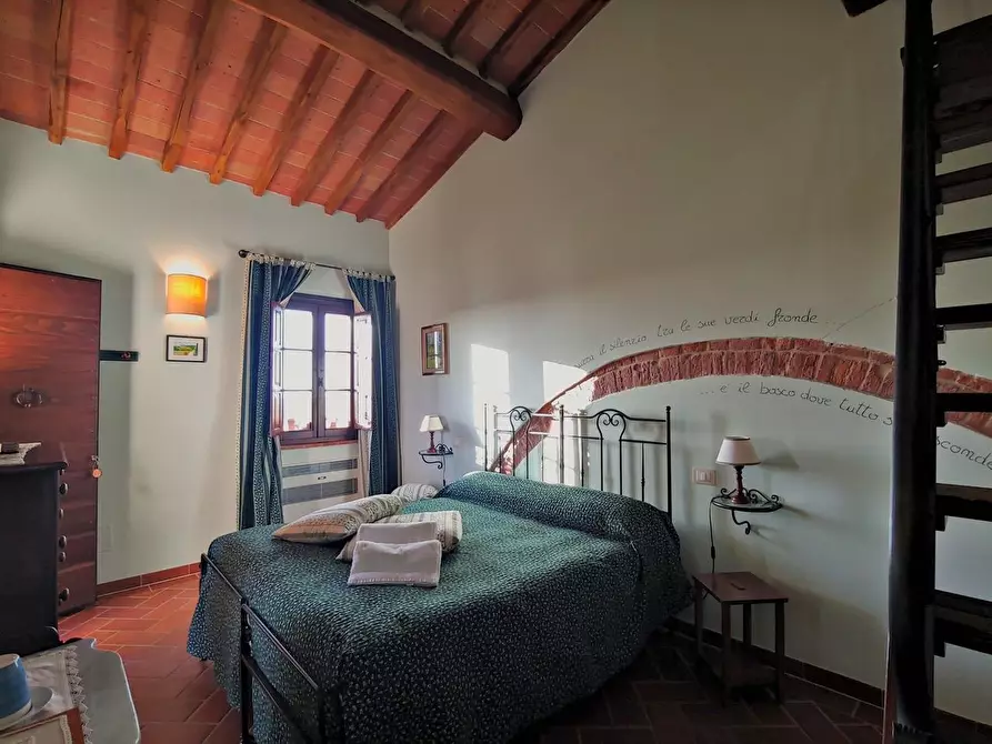 Immagine 16 di Casa colonica in vendita  a Rapolano Terme