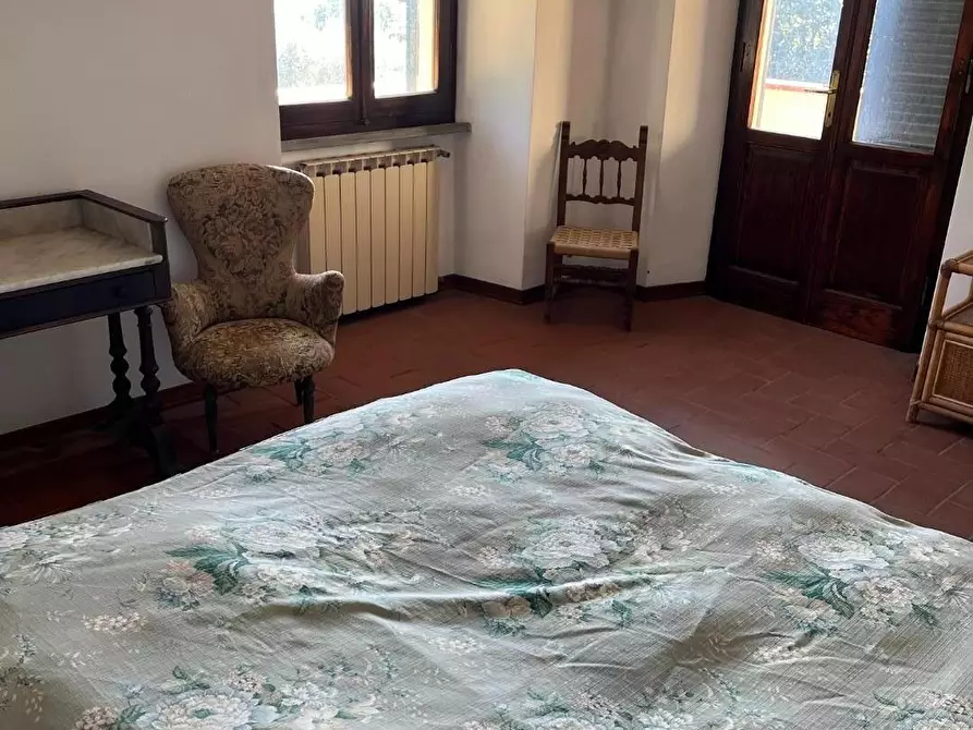 Immagine 18 di Casa semindipendente in vendita  a Montignoso