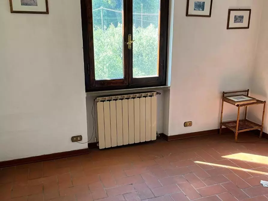 Immagine 26 di Casa semindipendente in vendita  a Montignoso